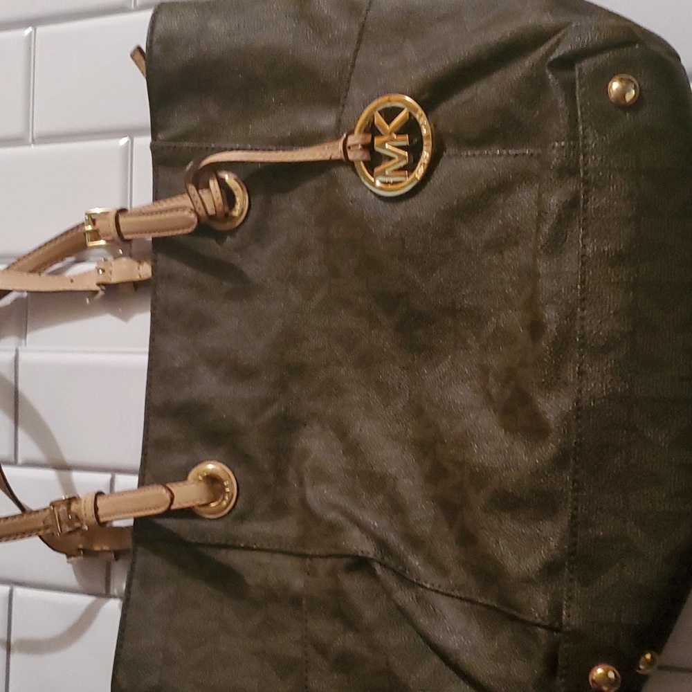 Women Michael Kors Purse